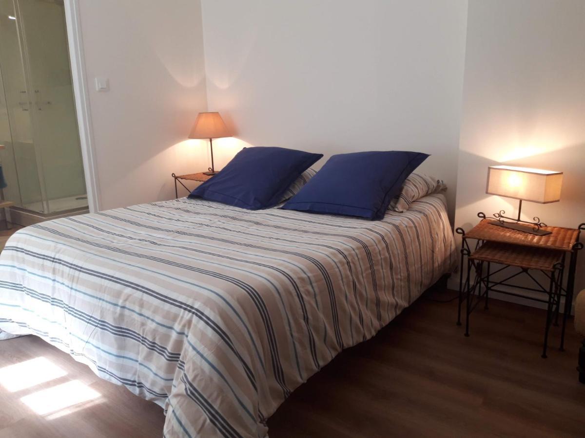 Agreables Chambres Independantes - Coutances Centre المظهر الخارجي الصورة