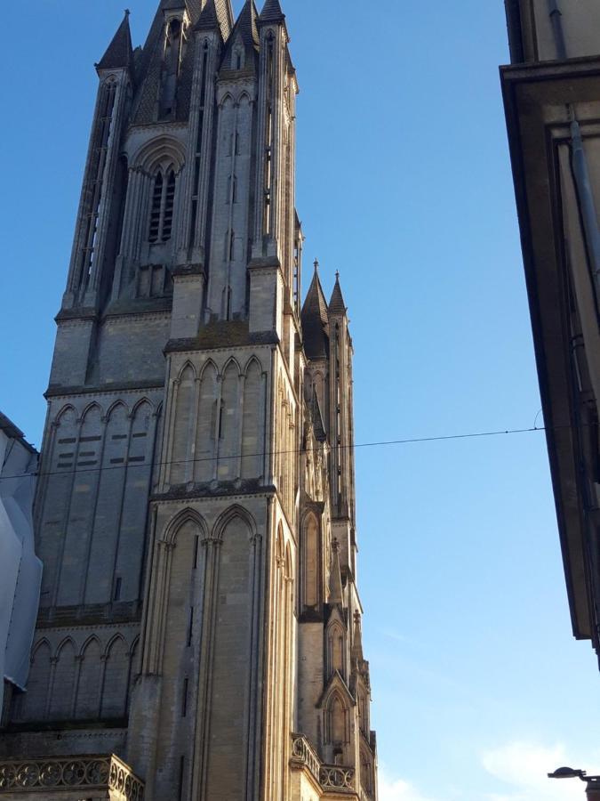 Agreables Chambres Independantes - Coutances Centre المظهر الخارجي الصورة